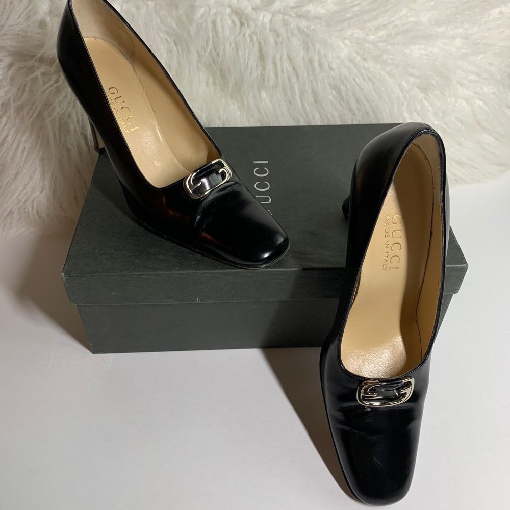 Gucci Vintage Black Leather Heels with G Buckle